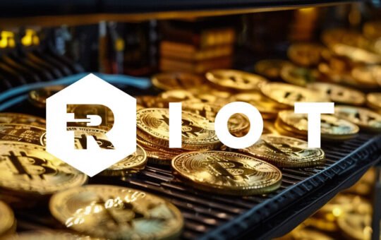 Riot Platforms bolsters Bitcoin reserves with $510 million purchase