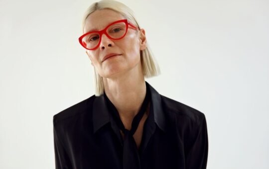 IXI raises $36.5M for world's first autofocus glasses