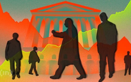 Crypto Market Sentiment Tense as Bitcoin Braces for FOMC