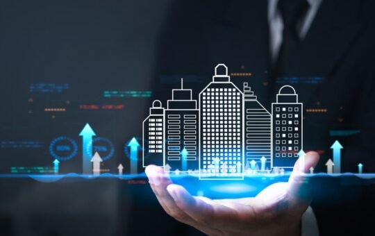 Ark Invest Chief Sees Major Gains for Crypto and Housing in New Mortgage Plan