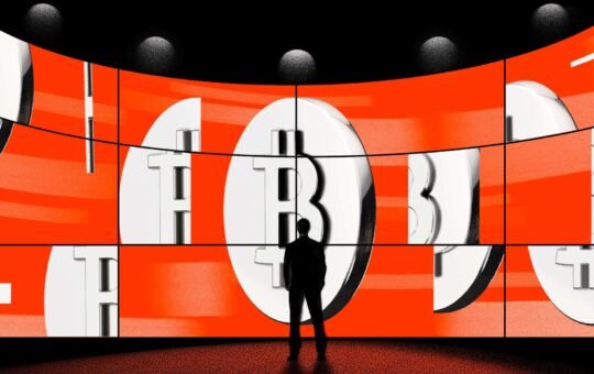 Bitcoin Price Could Dip Below $95,000 In September, Bitfinex Analysts Predict