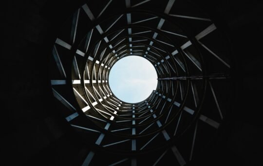 Data silos are holding back enterprise AI