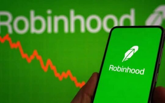 Robinhood stock drops 6% after earnings miss tied to crypto revenue slump