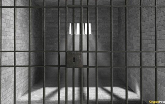 Ex-LAPD Officer Gets Life in Prison After Posing as Police to Steal $350K Worth of BTC