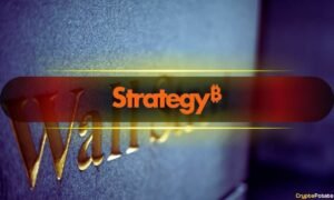 Strategy Stays Put on Bitcoin but Sells a Massive 3.46 Million Shares