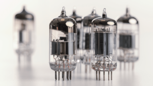 A 460-Vacuum-Tube Computer Shows What Modern Laptops Hide