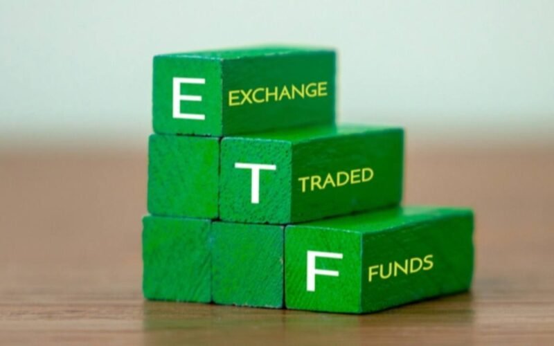 Bitcoin, Ether, XRP ETFs Pull In $310M as Blackrock Drives Demand