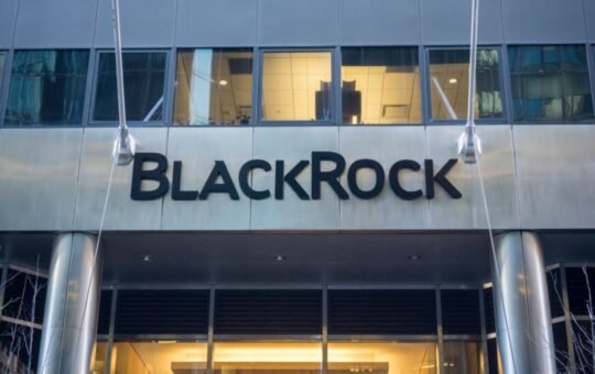 Blackrock Leads $66M Bitcoin ETF Inflow as 9-Day Winning Streak Holds